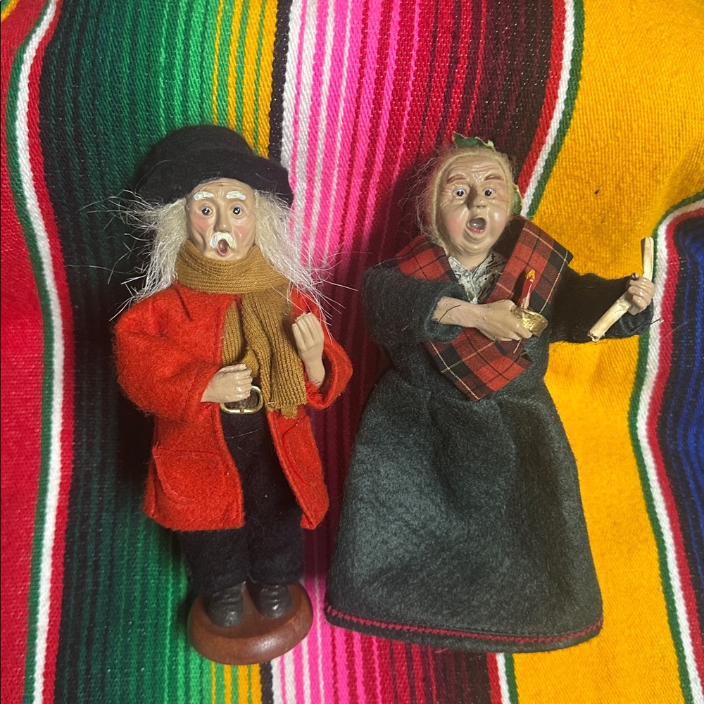 Vintage Christmas Carolers